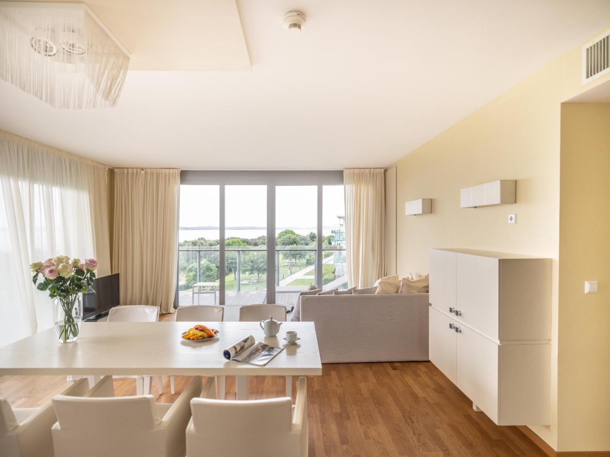Falkensteiner Residences Senia Petrcane Exterior photo